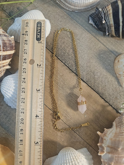 Gold Wired Natural Stone Pendant - Pink Quartz